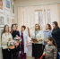 Юные художники Аксая представили выставку в детской поликлинике - Аксайское городское поселение