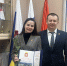 21 апреля в День местного самоуправления исполняющий обязанности главы администрации города  Дмитрий Бобков  поздравил коллег с праздником и вручил награды - Аксайское городское поселение